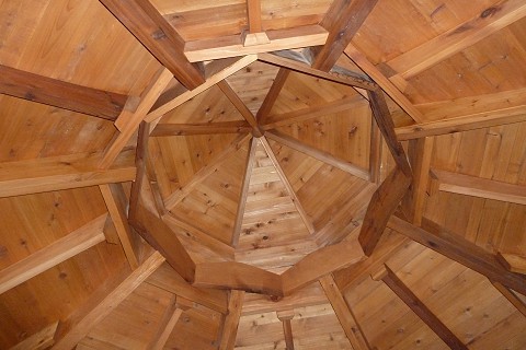 custom-cedar-gazebo-construction-nanaimo-02