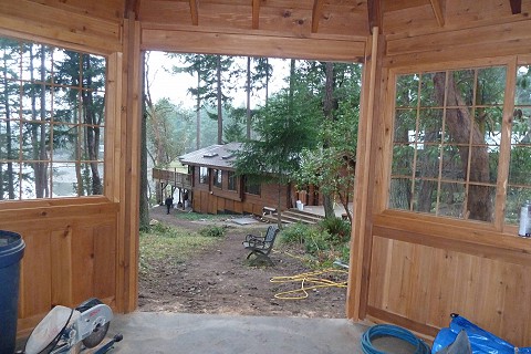 custom-cedar-gazebo-construction-nanaimo-03